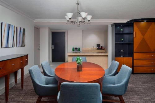 Marriott Downtown at CF Toronto Eaton Centre image 19