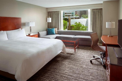 Marriott Downtown at CF Toronto Eaton Centre image 25